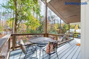 Elevate Treehouses - Book all 4 treehouses - Image 5