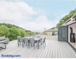 Refurbished Beach Lodge - Image 2