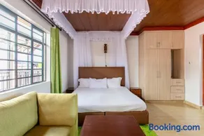 Spacious Rooftop Studio with King bed - Image 2