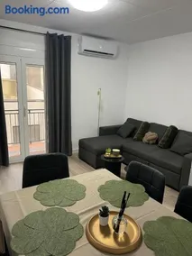 Apartment in Amer - Image 1