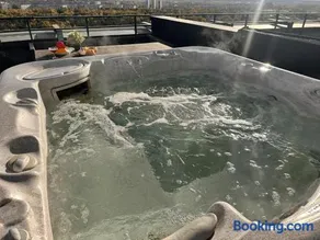 Relax Penthouse And Spa - Image 2