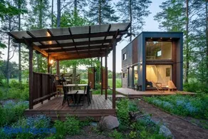 SHANTI FOREST HOUSE Guest house with mirror sauna - Image 1