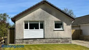 3 bedroom cottage - Image 3