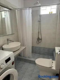 Alexis Apartments - Image 4