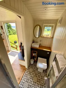 Shepherds Hut, Conwy Valley - Image 5