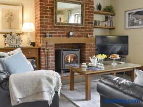 Riverside Cottage - Image 2