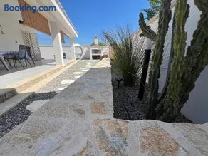 Salento Villa Cice, PET FRIENDLY- AC - WiFi - BBQ - attrezzatura da spiaggia - parcheggio privato sorvegliato, Due unità abitative indipendenti e giardino a due passi dal mare - Torre Ovo - Image 1