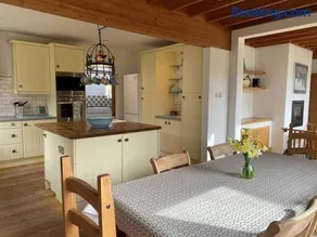 Spacious, cosy 6 bedroom house which sleeps 11 - Image 3