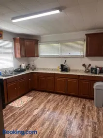 One Bedroom standalone apartment on 40 acres - Image 4