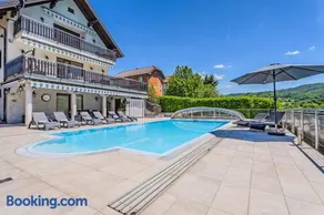Pool Villa Aurelia /w Sauna & Jacuzzi near Zagreb - Happy Rentals - Image 2