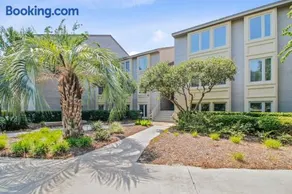 Bluff Villas 1720 - Image 1