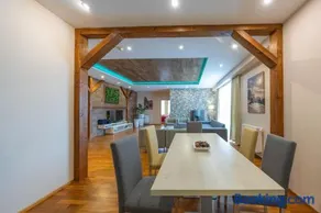 Hotel CROCUS - Image 2