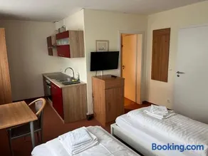 Hotel Hennies Hannover Sehnde - Image 3