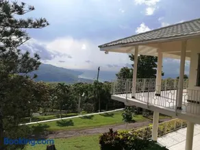 Royal View Villa - Image 2