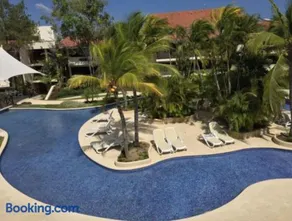 Private family room in Coronado Luxury Club & Suites - Image 3