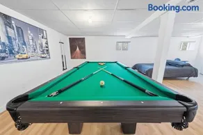 Spa Pool table & Lakefront - Maison aux Renards - Image 2