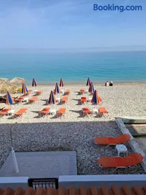 Lefteris Rooms - Image 4