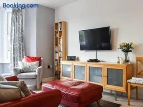 Flat 3 Avon Villa - Image 2