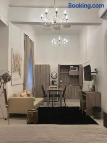 Birgu Lodge ground floor with Jacuzzi 0 - Image 2