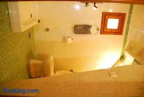 Xirafis Apartments - Image 2