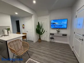 Modern Rangeview Stay Near YMCA & Cineplex Cinema - Image 1