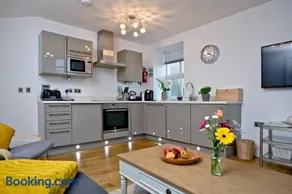 5 At The Beach - Beachfront, Parking, Pets welcome - Image 5
