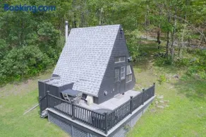 Glamping A-Frame w/ Outdoor Shower on Hillside - Image 2