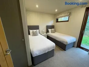 Langham - Image 2