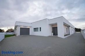 Quinta das Oliveiras , Casa moderna & Confortavel - Image 2