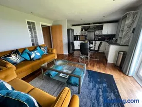 CockleDora, A Luxury Ground Floor Beachfront Apartment - Image 2