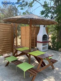 The V suites of Aegina - Image 4