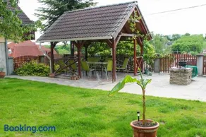Ibolya Apartmanok - Image 5
