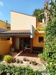 La Buganvilla - Image 2