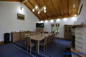 Casuta cu Zorele - Image 1