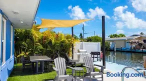 4BR Sombrero Beach House on Canal w Dock & Pool - Image 2