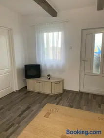 Apartament de inchiriat în localitatea Dănești - Image 1