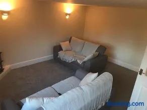 9 Bromleys Court - Image 3