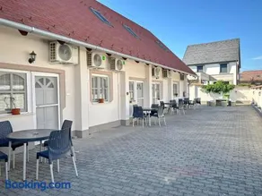Solena Apartman Hajdúszoboszló - Image 1