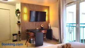 La Parisienne - Spacieux studio avec parking privé - Image 1