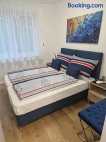 Blue Sapphire Apartman - Image 4