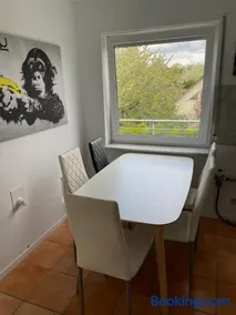 Eastside-Apartment OG - Image 5