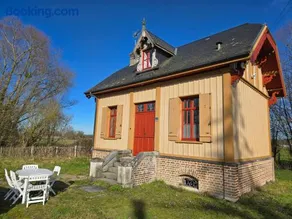 La Maison Pontonnière - Image 1