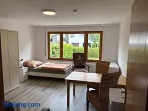 Günstige Monteurzimmer - oder als ganzes Haus zu vermieten - Image 1