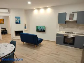 Casa Gisella Surf House - Image 1