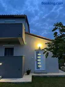 Studio apartman Fjaka - Image 1