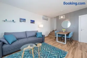 LUXURY APARTMENTS - LA VIR 5& 6 - Image 5