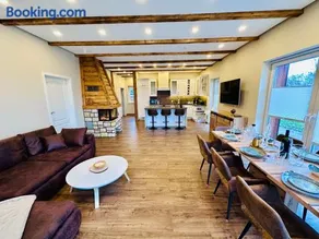 Ferienhaus MILA - Pool, Sauna, Whirlwanne, 5000qm Privatgelände mit Bolzplatz - Image 3