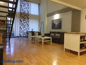 Cozy Loft in Tres Cantos, 20 min to Madrid - Image 2