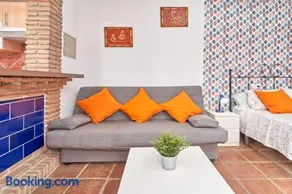 Estudio 1 D en el centro de Nerja - Image 5