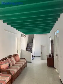 Authentic, quiet and spacious house - Image 2